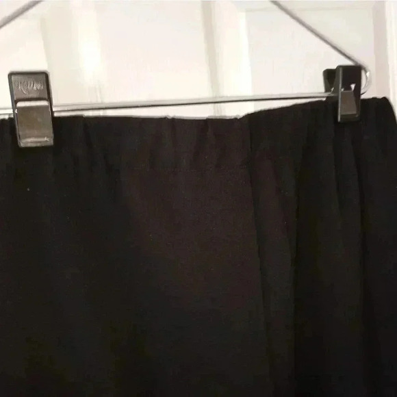 CAPRI SKORT  BY MARK BLACK - Picture 7 of 7